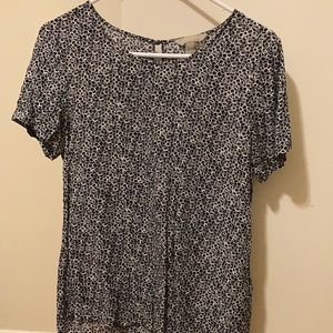 Navy and white short-sleeved top